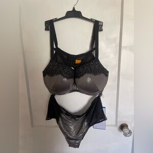 NWT Cacique Matching Bra and Panty Set.